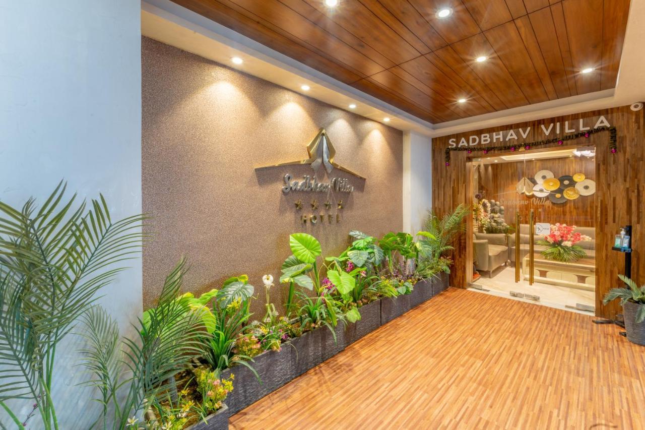 Hotel Sadbhav Villa Surat Dış mekan fotoğraf